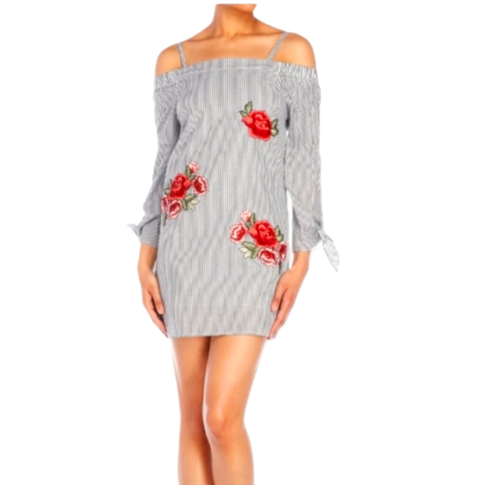 NWOT Romeo Juliet Couture striped embroidered floral mini dress Womens Medium